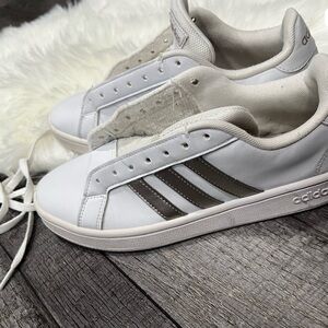 Adidas Casual sneakers